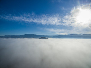 Fototapeta premium sky over the clouds 01