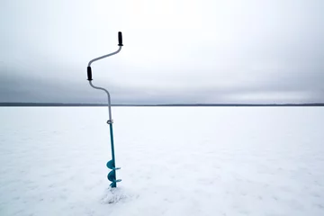 Stof per meter Wintervissen op ijs midden in een bevroren meer © patho1ogy