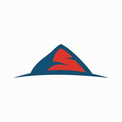 Fototapeta na wymiar Mountain logo design