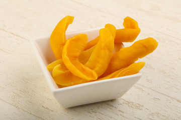 Dry mango chips