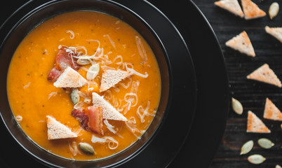 Cream of pumpkin soup