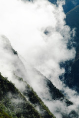 Cloudy Andes at the Inca Trail (2)