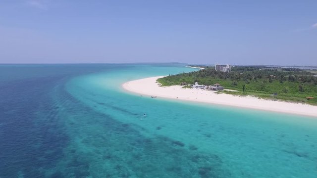 空撮　南国の自然ビーチ