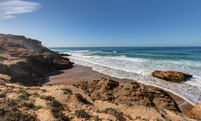 Au bord de l'océan vers Taghazout au nord d'Agadir - Maroc