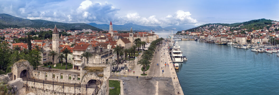 Trogir Kroatien  Panorama