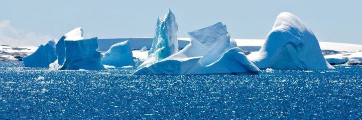 Fotobehang Prachtig uitzicht op Antarctica © Alexey Suloev