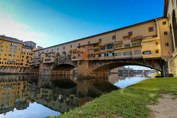 Fototapeta premium Ponte Vecchio over Arno river in Florence, Italy