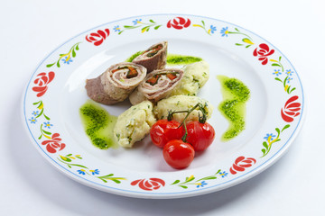 meat rolls with vegetables