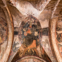 Fototapeta na wymiar Mural de atrio de la canónica de Sant Vicenç de Cardona