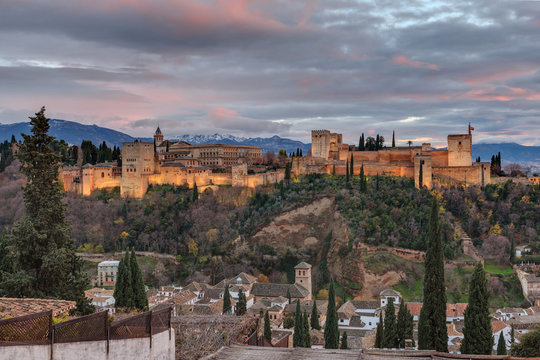 The Alhambra of Granada from the viewpoint of San Nicolás.