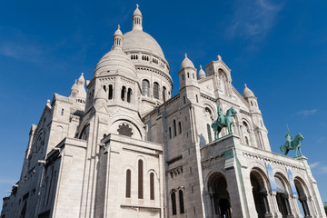 Fototapeta na wymiar Basilica of the Sacred Heart, Paris, France