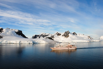 Cruise Ship in Antarctica © Petar
