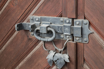 door lock -  heck with  knocker