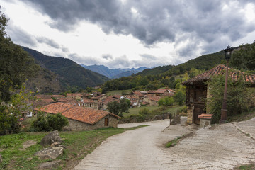 Fototapeta na wymiar Mogrovejo (Cantabria, Spain).