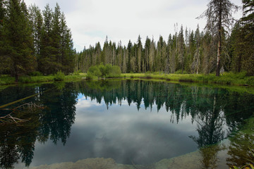 Little crater lake, Oregon © estivillml