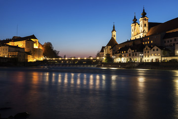 Fototapeta na wymiar Steyr panorama with St. Michael's Church