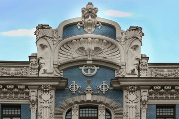 Fototapeta na wymiar Art Nouveau building in Riga, Latvia.