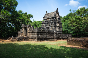 Fototapeta na wymiar Nalanda Gedige, The centre of Sri Lanka, old stone building used as a place of worship both by the Buddhist and the Hindus