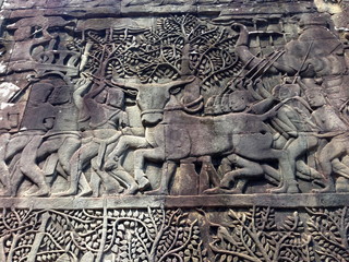 the wall in Angkor wat