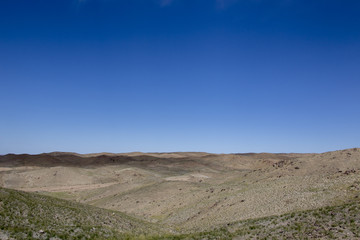 Fototapeta na wymiar Die Hügellandschaft der südlichen Mongolei - Wüste Gobi