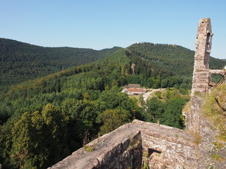 Fototapeta na wymiar Chateau Fort de Fleckenstein (Burg Fleckenstein) 