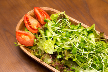 green salad and tomato
