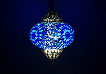 Preciosa Lámpara en color Azul