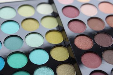  palette of make up