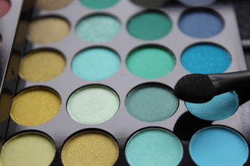  palette of make up