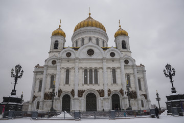 Fototapeta na wymiar The Cathedral of Christ the Saviour in winter, Moscow