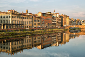 Fototapeta na wymiar Buildings along the Arno River