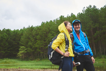 Naklejka premium Trekking couple