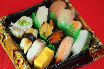 寿司盛り合わせ