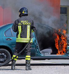 Italian fire brigade extinguished the car fire after the car acc