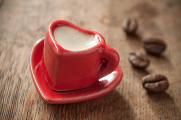 tasse de café en forme de coeur
