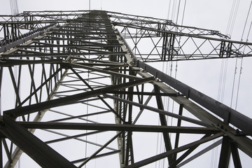 Gro&szlig;er Freileitungsturm f&uuml;r Elektrizit&auml;t