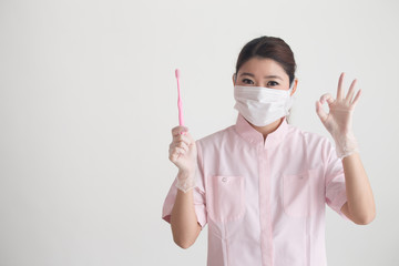 看護師・白バック