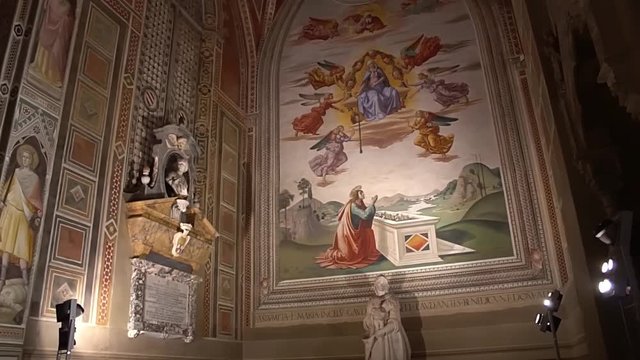 FLORENCE, ITALY: Interior of Basilica di Santa Croce di Firenze.Croce di Firenze.