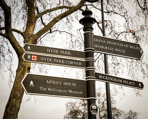 indicazioni stradali a londra vicino hyde park