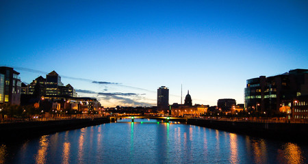 Fototapeta na wymiar dublin at sunset with blue sky in the background