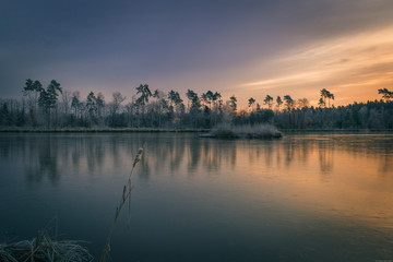 Naklejka premium Sonnenaufgang im Winter
