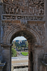 Obraz premium Roma, Fori imperiali e arco di Settimio Severo al tramonto