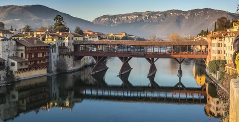 Photo sur Plexiglas Ponte Vecchio Ponte Vecchio of Bassano del Grappa