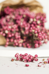 Rosa Pfefferbeerenstrauch, Rosa Pfeffer