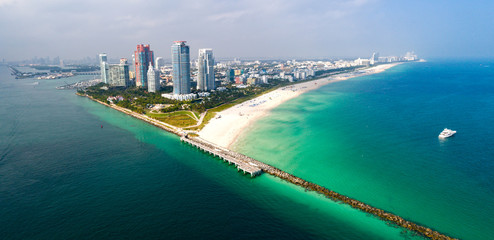 Fototapeta premium Miami Florida South Beach Aerial Panorama