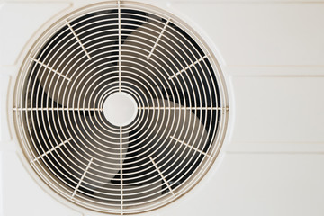 Condenser coil fan of an air conditioner