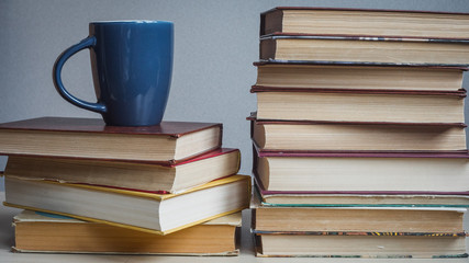 Books ans cup