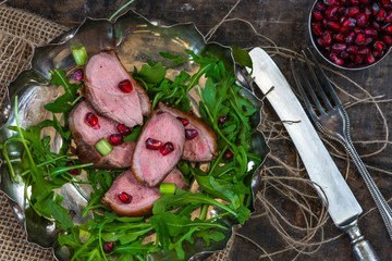 Crispy warm duck salad
