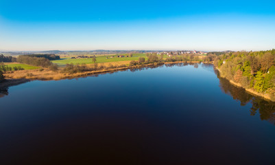 Luftbild: Abtsee, Bayern, an einem Dezembermorgen