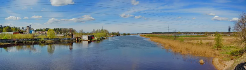 Tableaux ronds sur plexiglas Anti-reflet Canal Panoramic view of canal